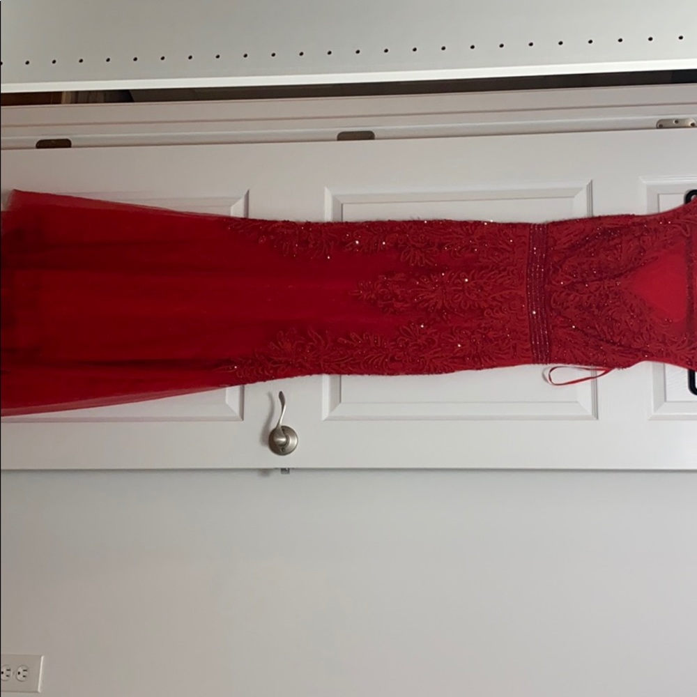 Dress - Picture 2 of 3
